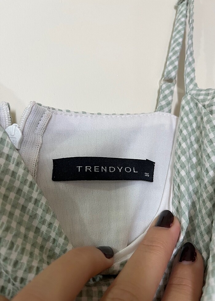 Trendyol sortlu mini tulum - Görsel 4