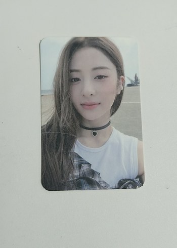 huh Yunjin pc