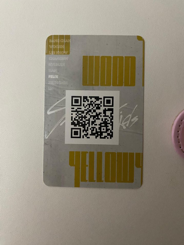 orjinal hasarlı yellow wood felix pc - Görsel 2