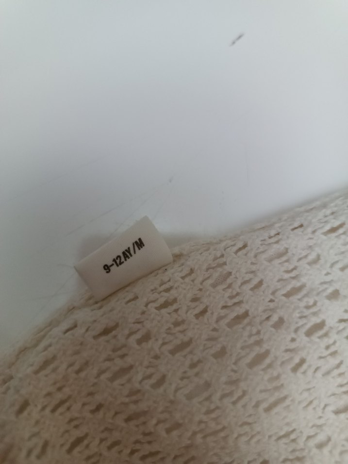 Beyaz Nakışlı Örgü Bebek Kız Tulum - Görsel 4