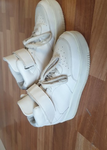 Beyaz Bağcıklı Yüksek Topuk Spor Ayakkabı - Görsel 2