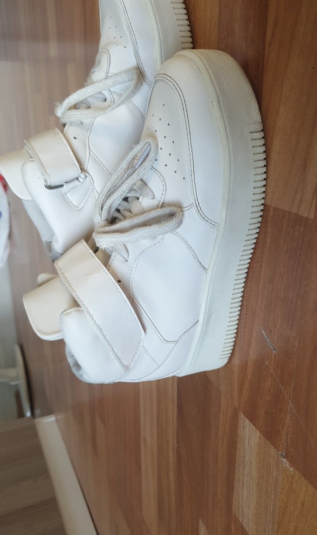 Beyaz Bağcıklı Yüksek Topuk Spor Ayakkabı - Görsel 3