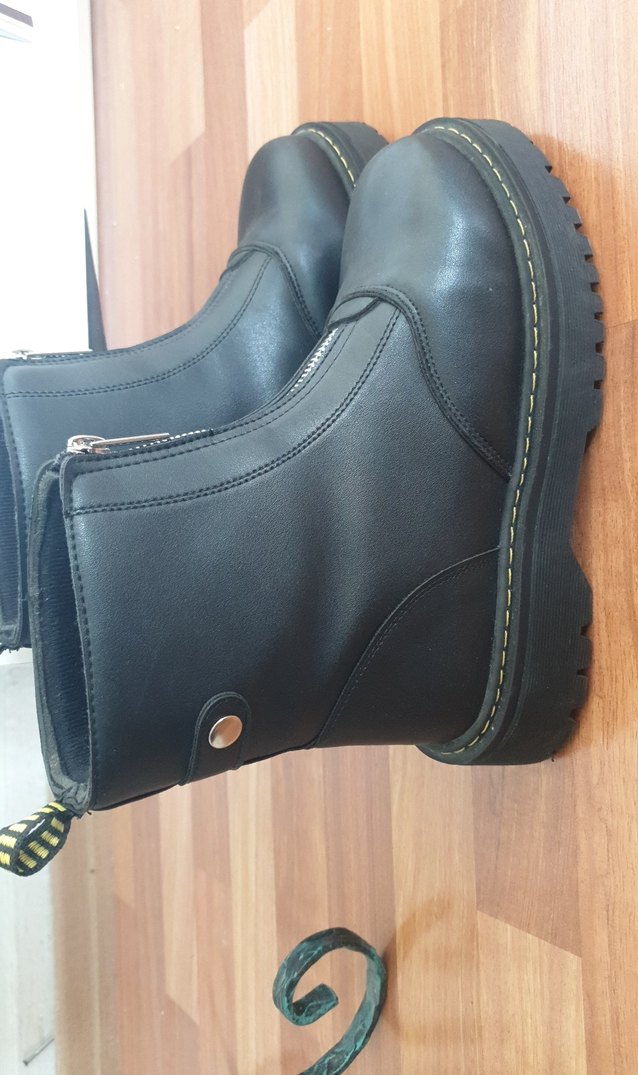 Deri Siyah Platform Topuklu Gotik Botlar - Görsel 2