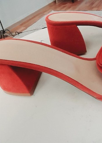 40 Beden kırmızı Renk Kırmızı Fırfırlı Stiletto Kadın Terlik