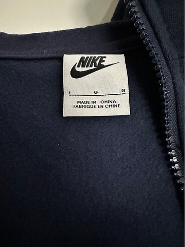 l Beden nike saeatshirt