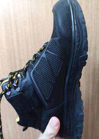 Sarı Detaylı Erkek Outdoor Bot - Görsel 3