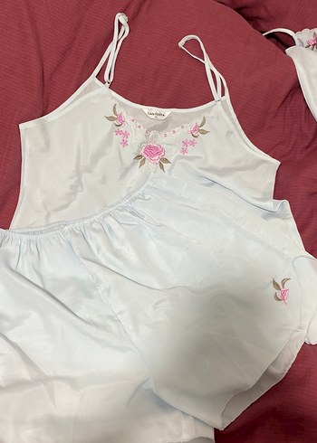 Nakışlı Beyaz Midi Kadın Pijama Takımı - Görsel 2