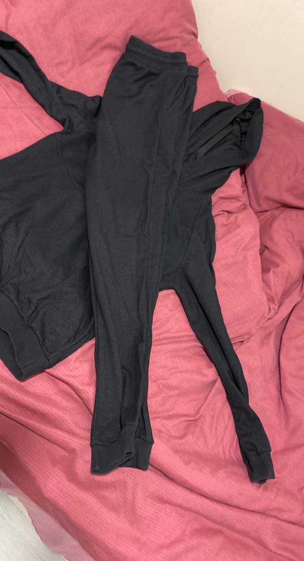 Siyah Kapüşonlu Eşofman Takımı - Görsel 3