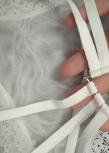 Kadın Bej Kolsuz V Yaka Atlet - Görsel 7