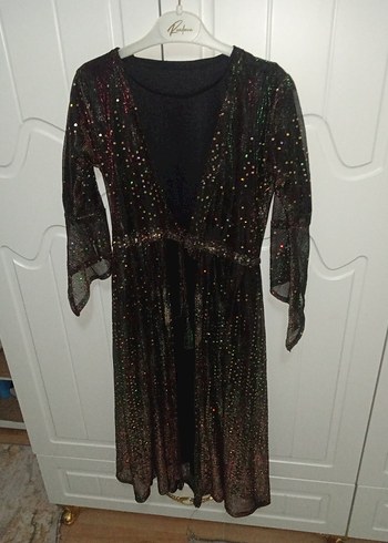 Parlak Detaylı Uzun Kollu V Yaka Gece Elbisesi - Görsel 3