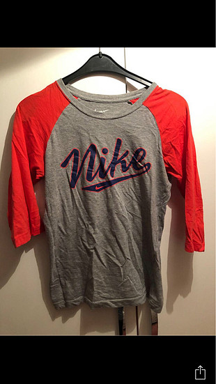 Nike Orijinal nike tshirt