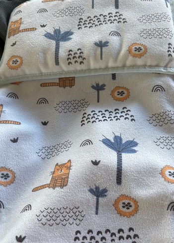 Bebek için Desenli alt değiştirme ve Yastık Seti - Görsel 2