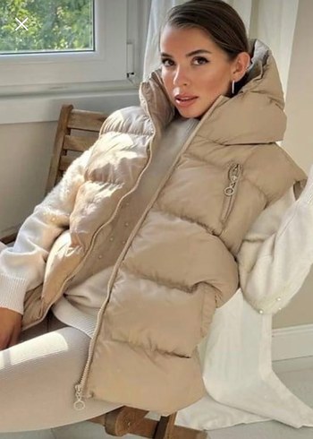 Kapşonlu cepli sisme yelek ici astarlı bej rengi - Görsel 2