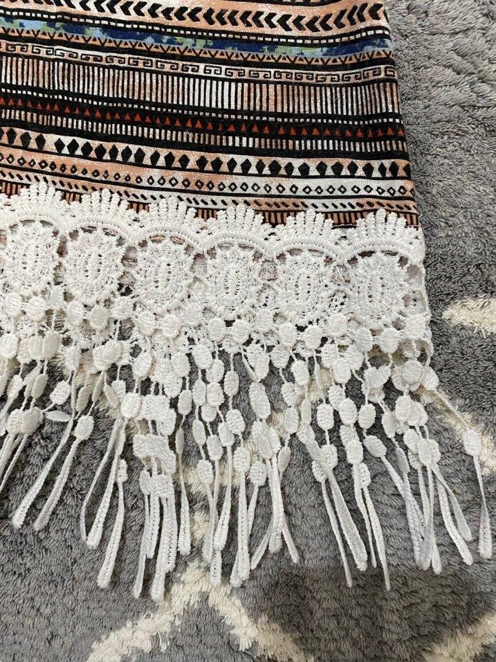 Dantelli Bohem V Yaka Kısa Kollu Bluz - Görsel 3