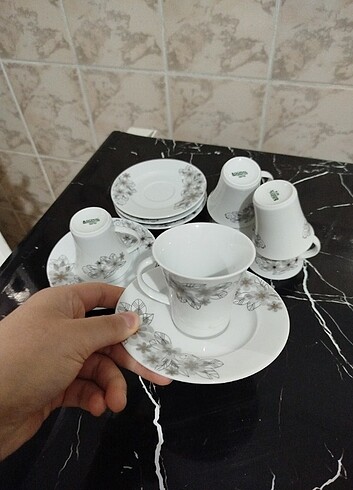 Beden çeşitli Renk 6 kişilik fincan takımı