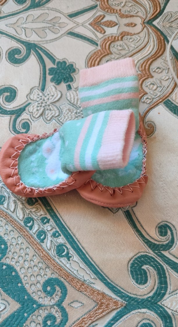 Kızlar için örgü, bağlama desenli sıcak terlik - Görsel 2
