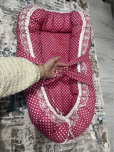 Bebek emzirme yastığı ve baybnest takım yastıklı - Görsel 5