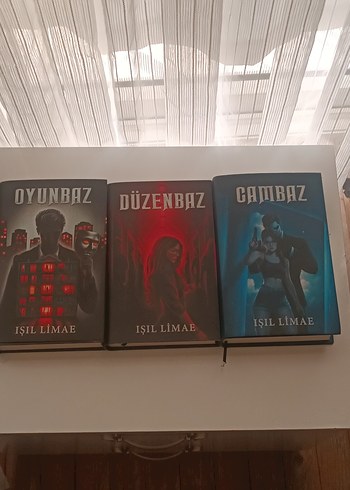 Isıl Limae Üçlemesi: Oyunbaz, Düzenbaz, Cambaz - Görsel 2