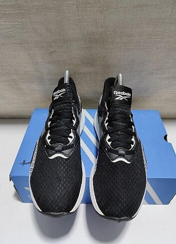 37,5 Beden siyah Renk Reebok 