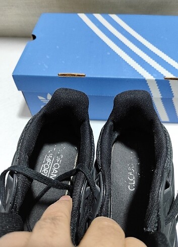 43 Beden Adidas Ultrabounce