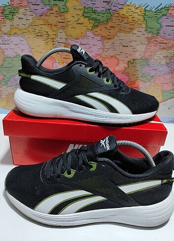reebok lite Plus