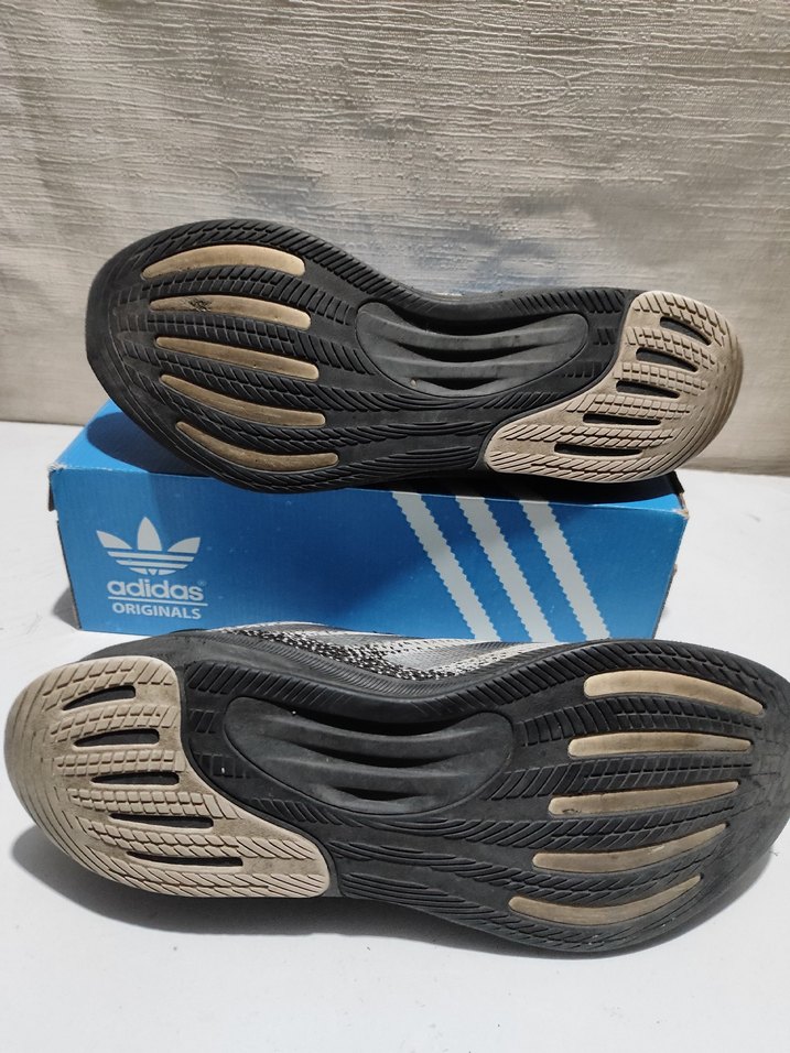 Adidas Gri Erkek Koşu ve Antrenman Ayakkabısı - Görsel 3