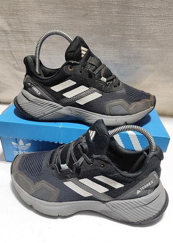 Adidas 38