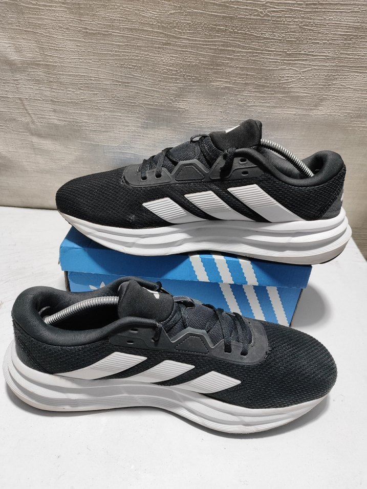 Adidas 47 numara - Görsel 2