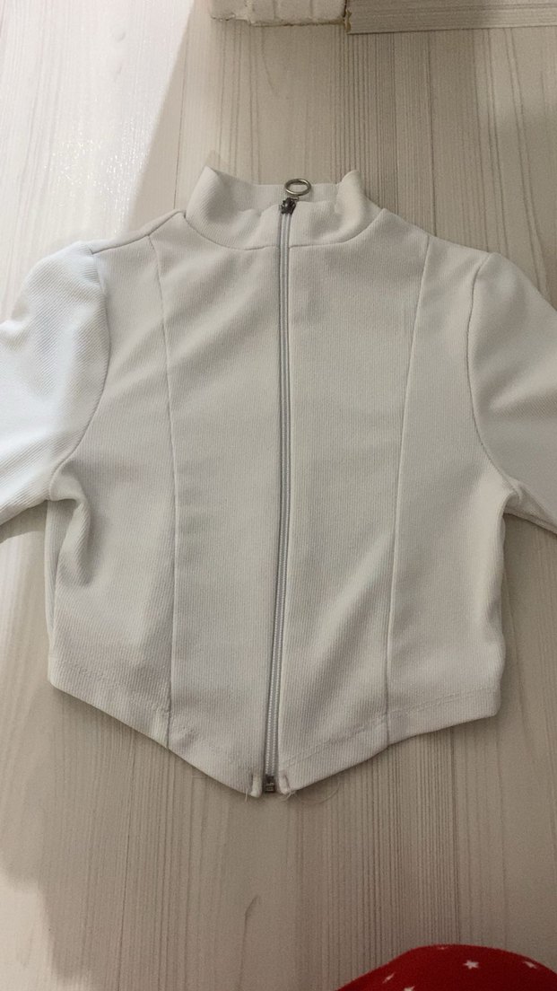 Beyaz Yüksek Yakalı Fermuarlı Kadın Ceket - Görsel 4