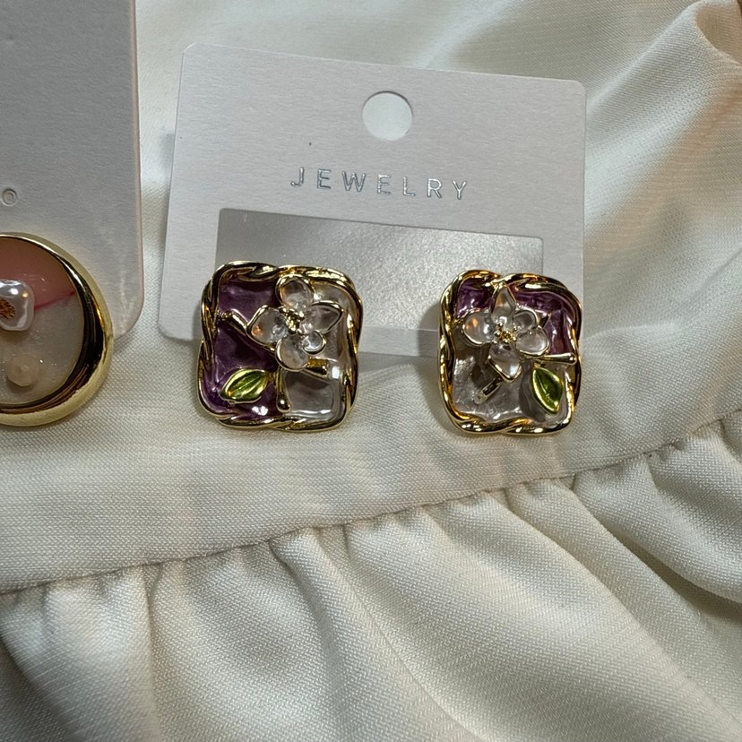 Çiçekli Mini Boncuklu Bohem Küpeler - Görsel 4