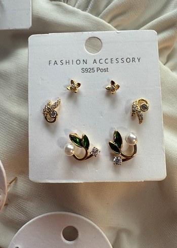 Çiçek Desenli Mini  Kadın Küpeler - Görsel 8