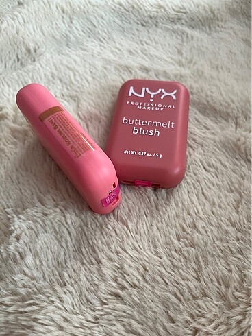 NYX NYX BUTTERMELT ALLIK