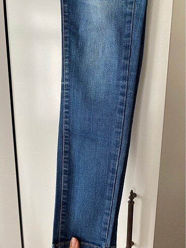 34 Beden mavi Renk Dar Paça Jean