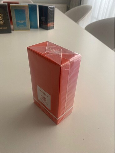 Beden TOM FORD BITTER PEACH