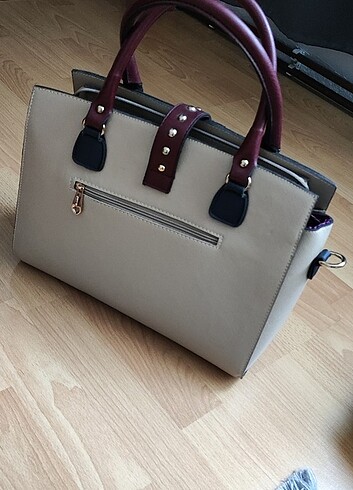 Nas çok şık bir çanta - Görsel 2