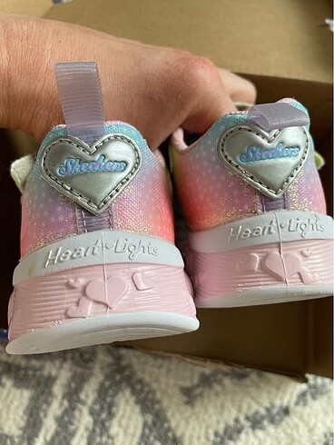 22 Beden Skechers spor ayakkabı