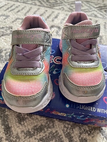 Skechers spor ayakkabı