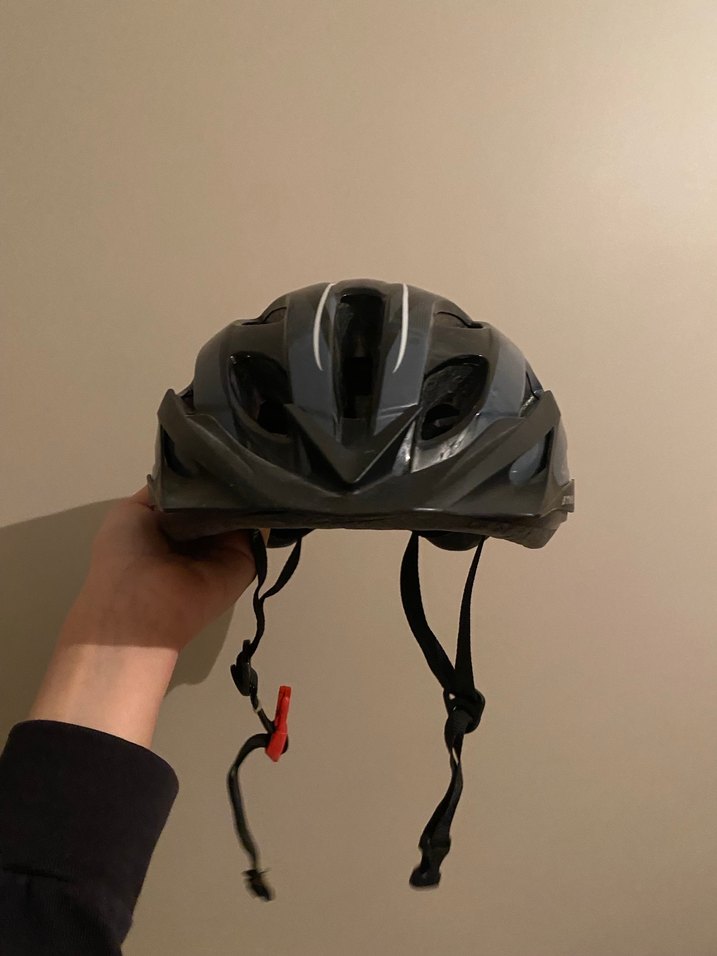 Siyah Bisiklet Kaskı - Görsel 2