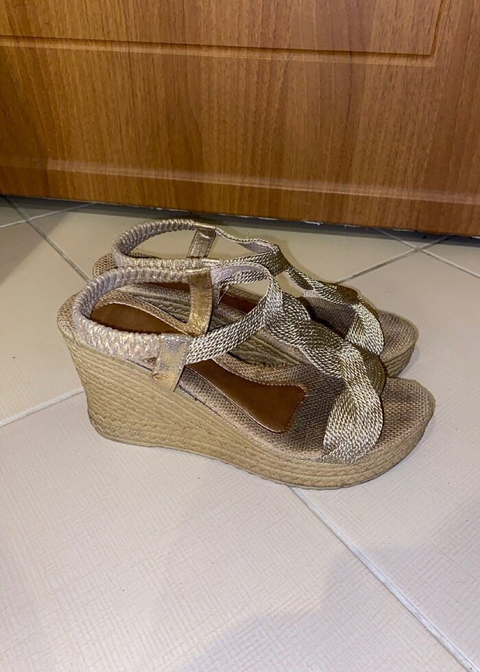 Küçük geldiği için satıyorum - Görsel 2