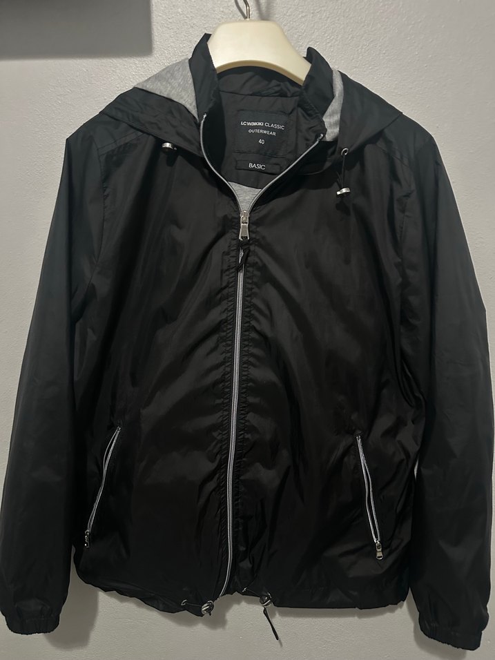 Siyah Fermuarlı Kadın yagmurluk - Görsel 2