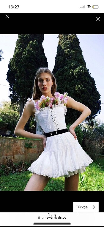 New Arrivals beyaz elbise