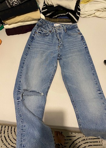 Zara Acik Mavi Yikamali Rahat Kesim Jean
