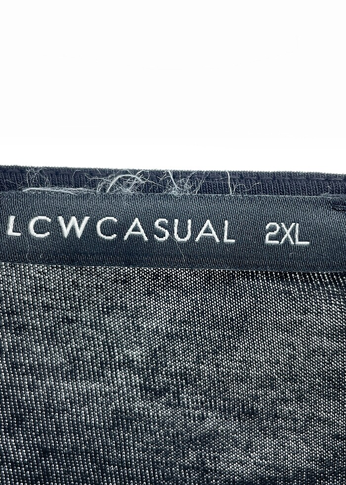 LC Waikiki T-shirt %70 İndirimli. - Görsel 4