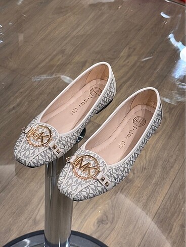 37 Beden Michael Kors kadin babet