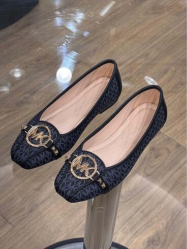 37 Beden Michael Kors kadin babet