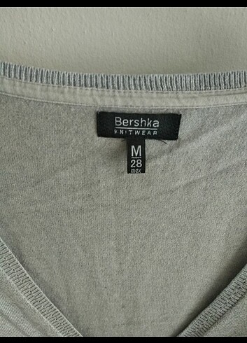 m Beden gri Renk Bershka hırka