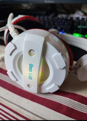 Beden Ghost marka ışıklı kulaklık