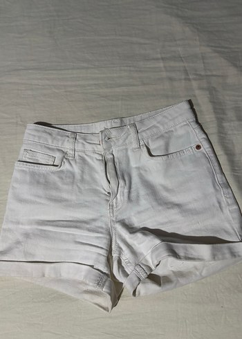 Beyaz Kadın Mini Denim Şort