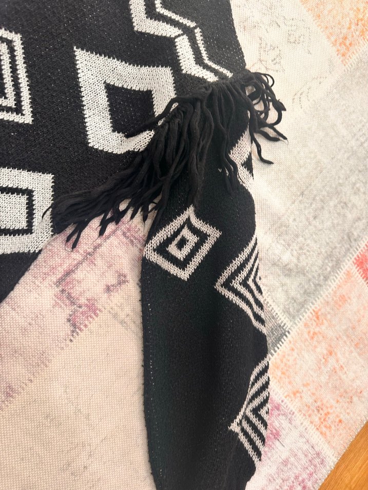 LCW Bohem Siyah Desenli Triko Kadın Kazak - Görsel 4