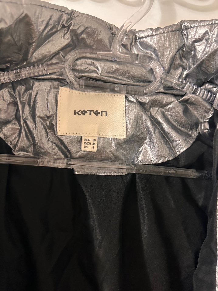 Gri Metalik Kapüşonlu Kadın Mont - Görsel 5